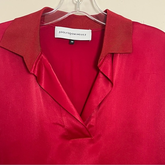 Adolfo Dominguez Red Satin Short Sleeve Top Size 4 Quiet Luxury Contemporary - Picture 3 of 11